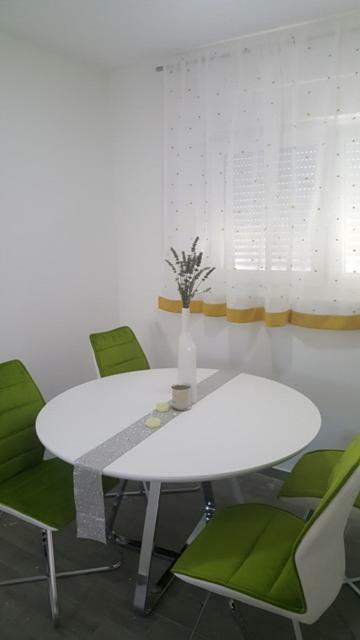 Apartments Venerea نين المظهر الخارجي الصورة